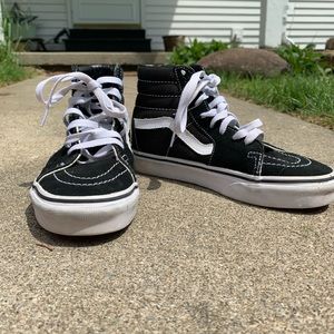 black and white vans